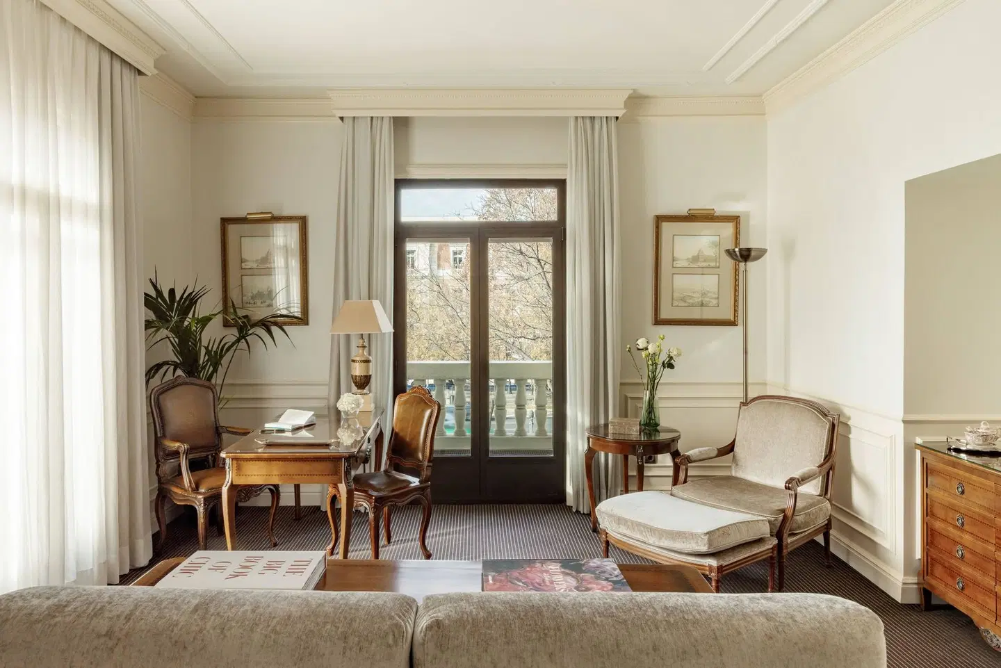 Gran Melia Fenix ROOM_EXAMPLE