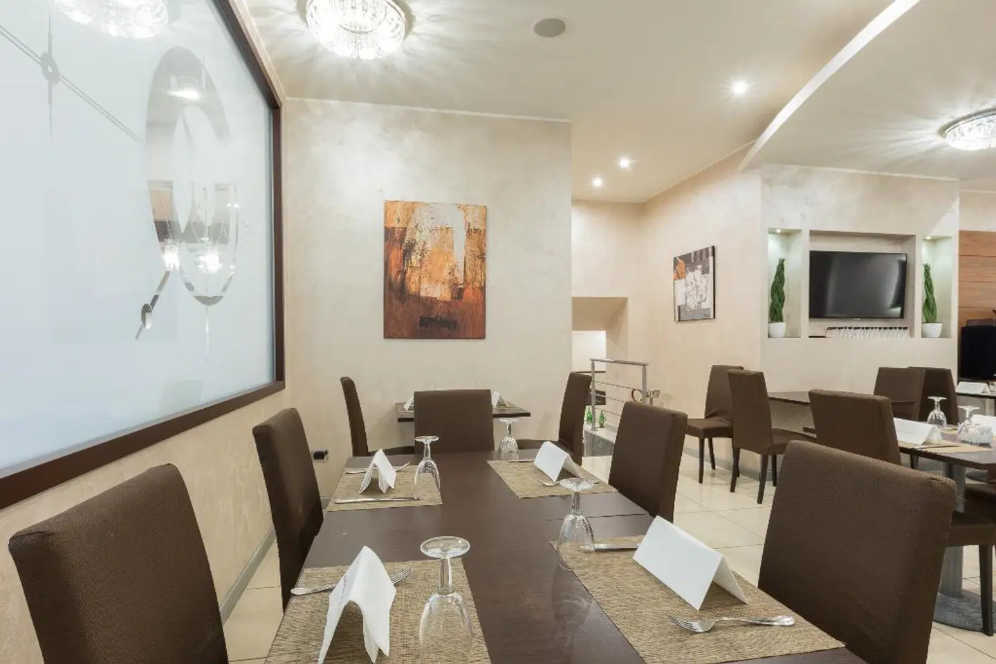 Magri's Hotel Restaurant