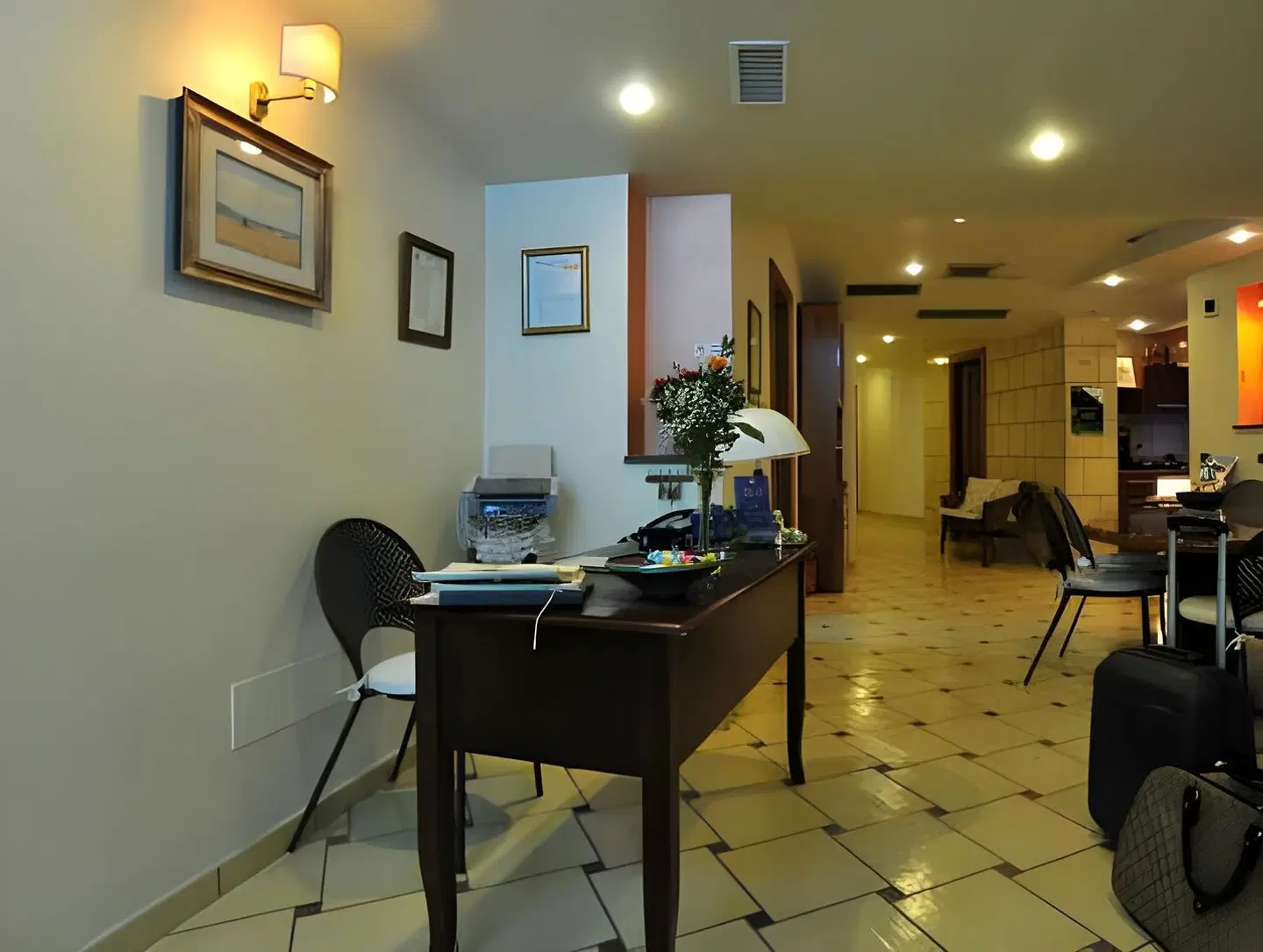 E Poi...Ravello LOUNGE_LOBBY