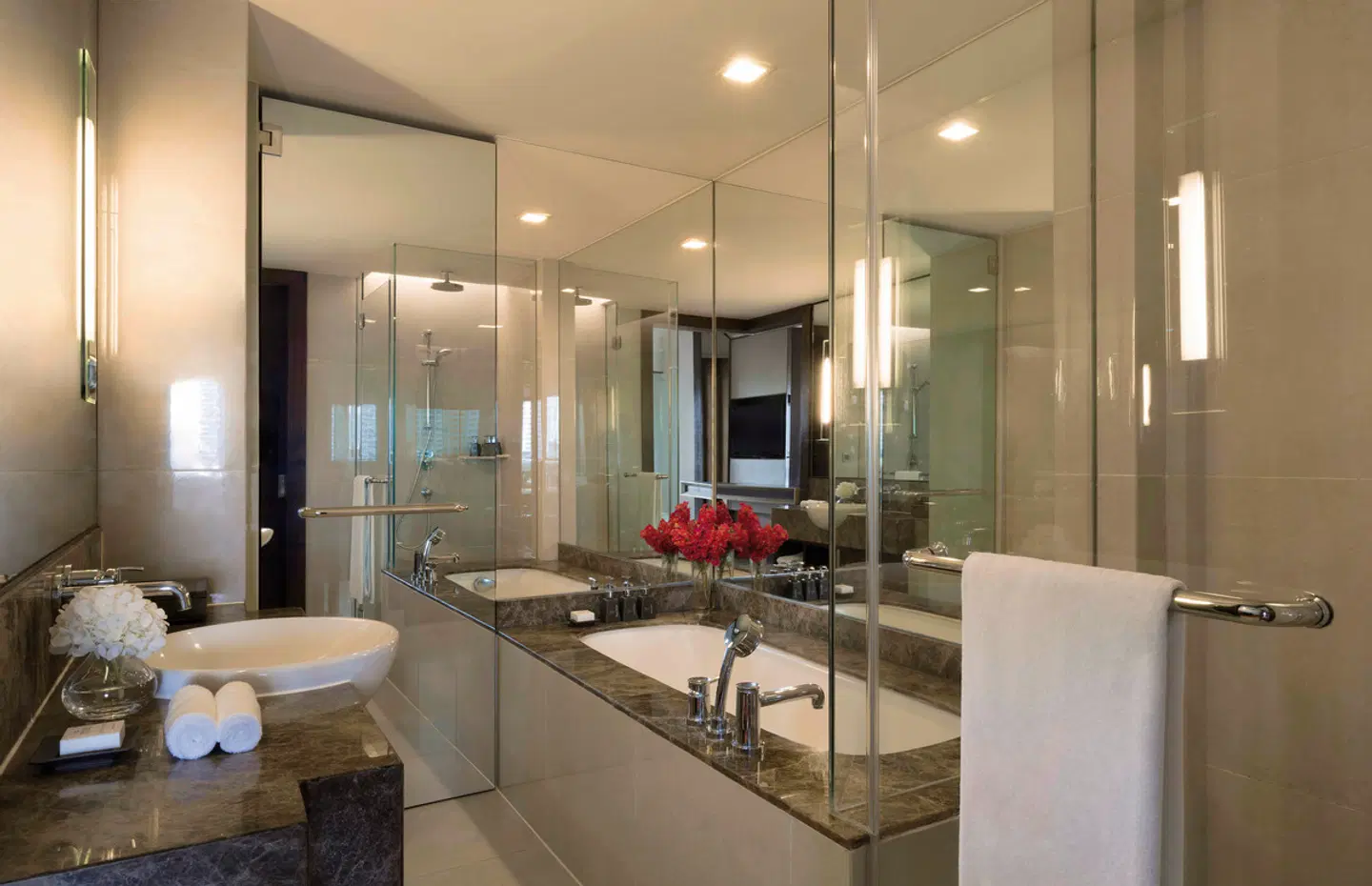 Anantara Riverside Bangkok Resort Badezimmer