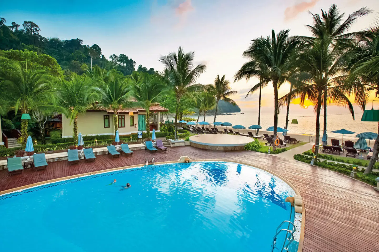 Khao Lak Bayfront Resort OUTDOOR_POOL
