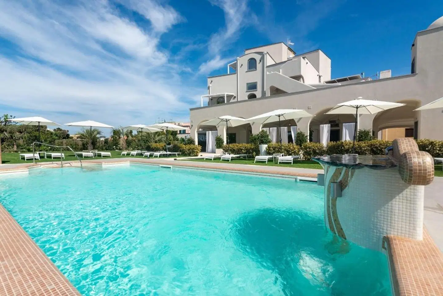 Insula Boutique Hotel OUTDOOR_POOL