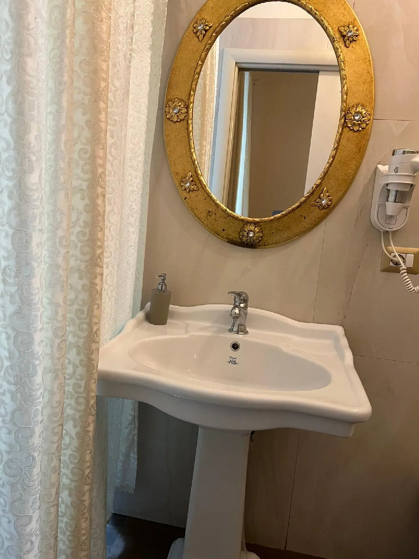 Guesthouse Maria Francesca Badezimmer