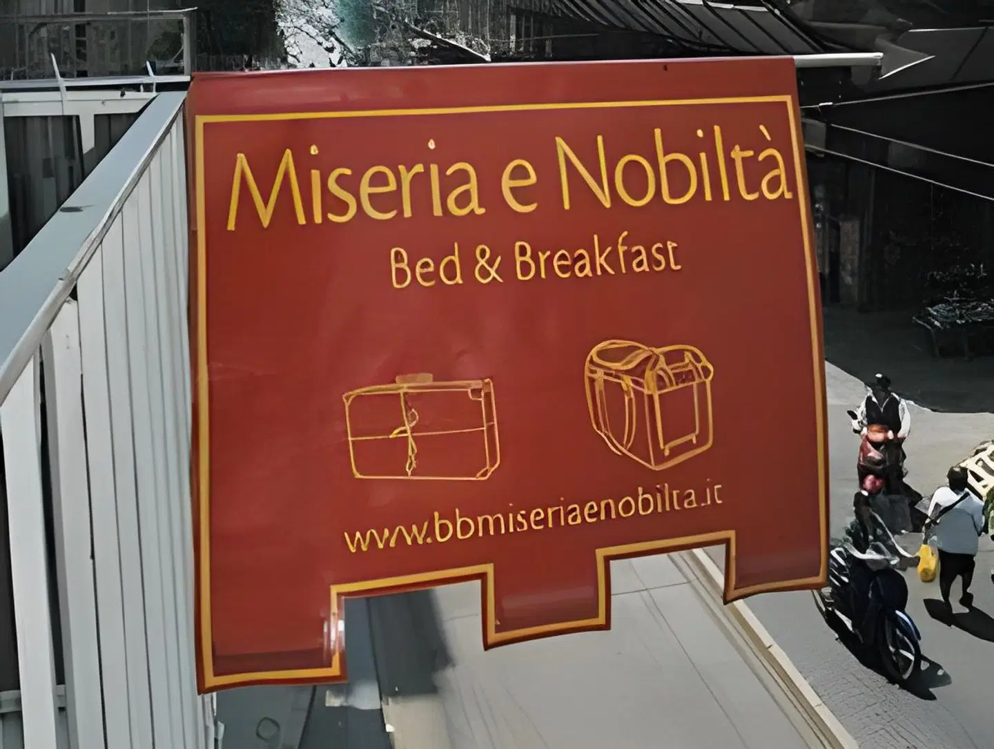 Miseria e Nobiltà B&B EXTERIOR