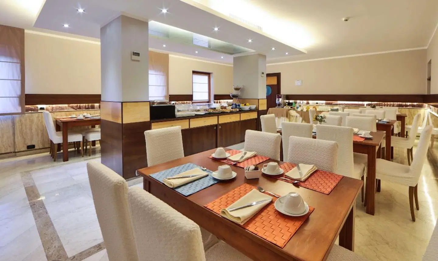 Suites & Residence Hotel Restaurant