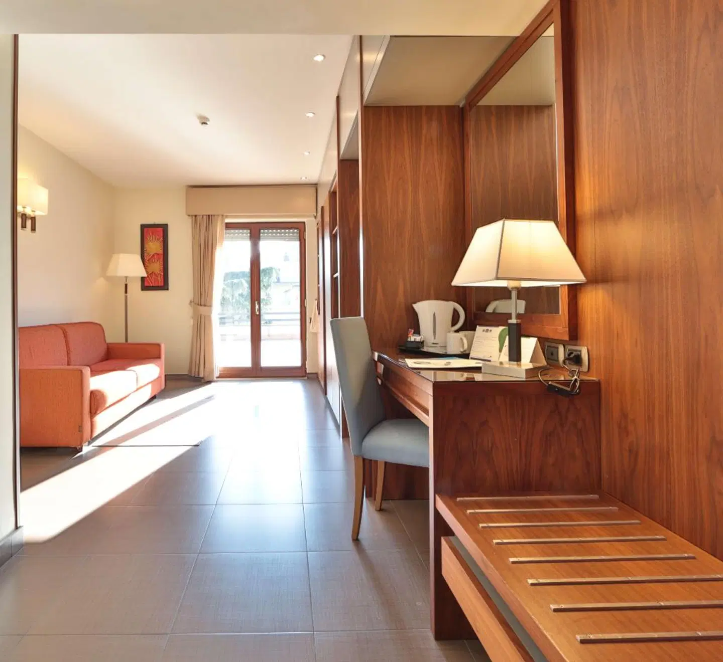 Suites & Residence Hotel ROOM_EXAMPLE