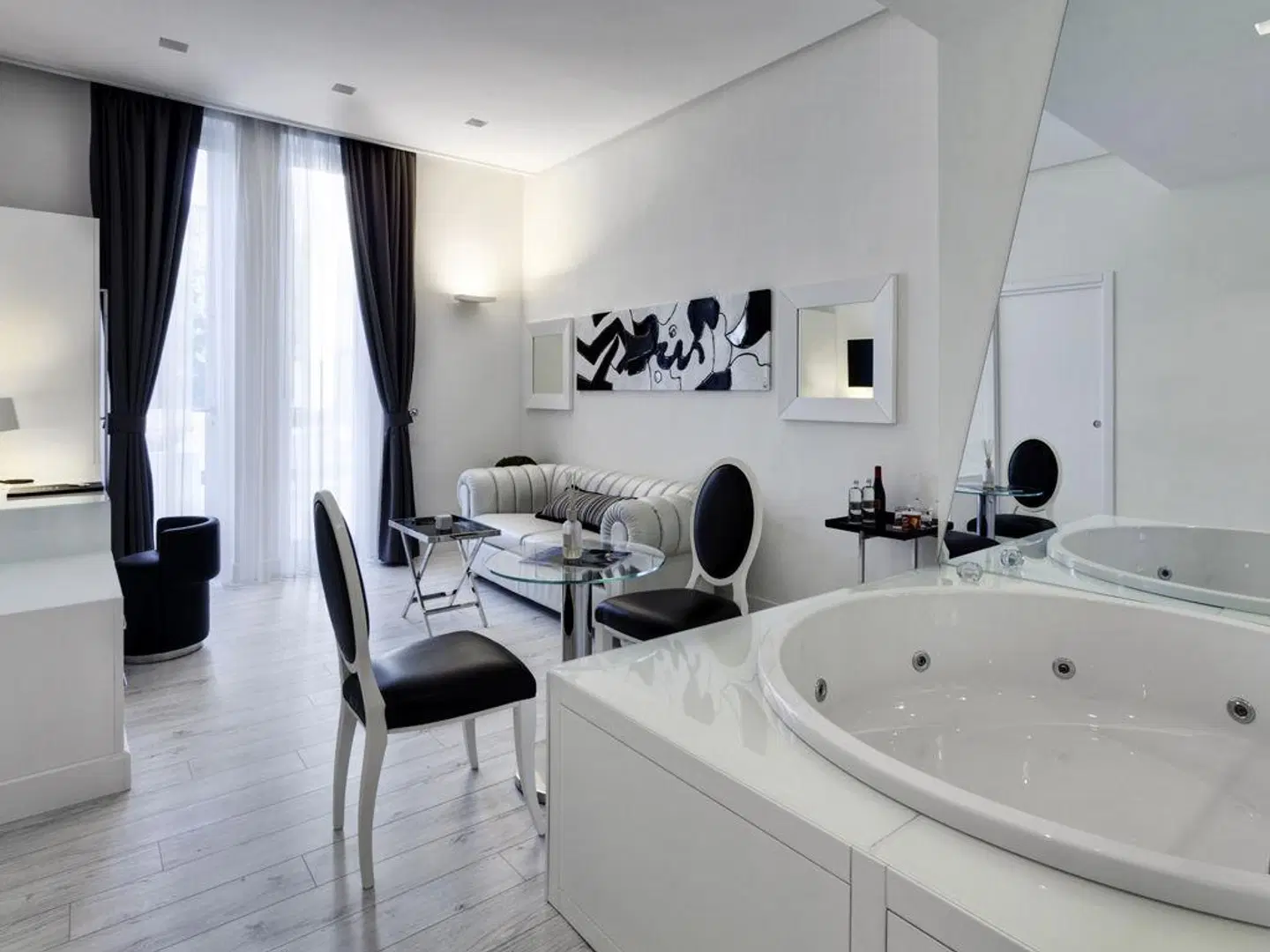 LHP Napoli Palace & SPA Badezimmer