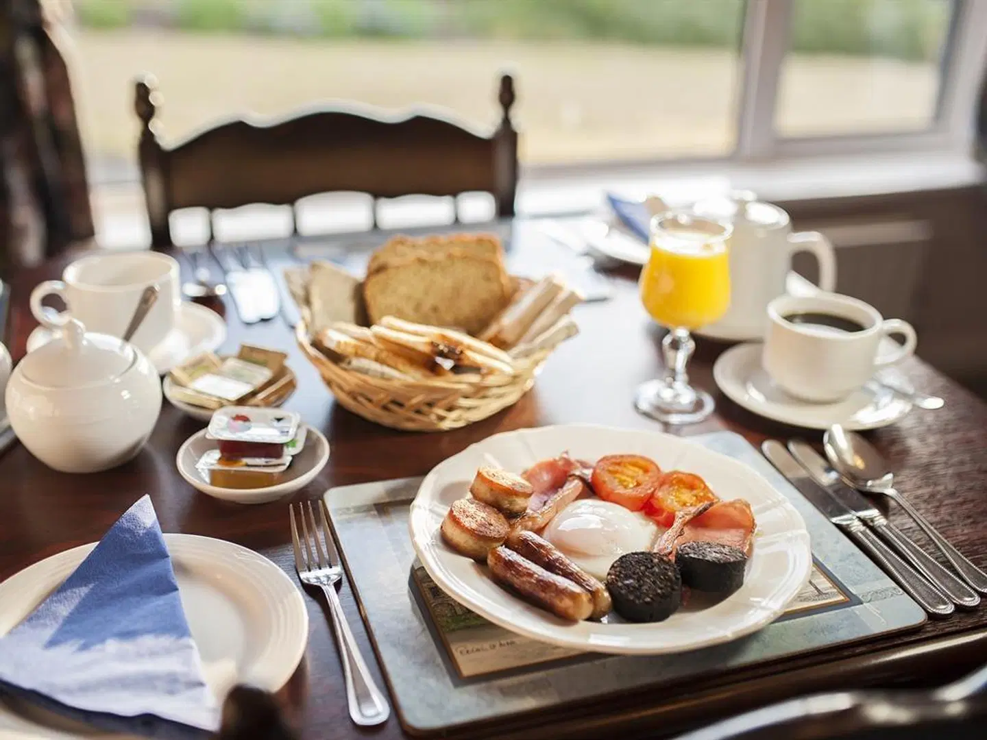 Waterfront House Country Home Restaurant