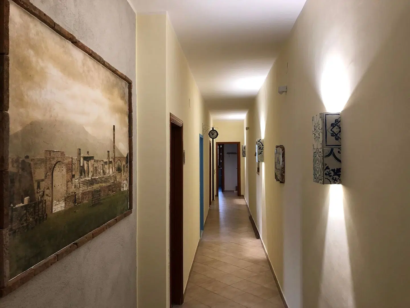 Pompei Window HEALTH_BEAUTY