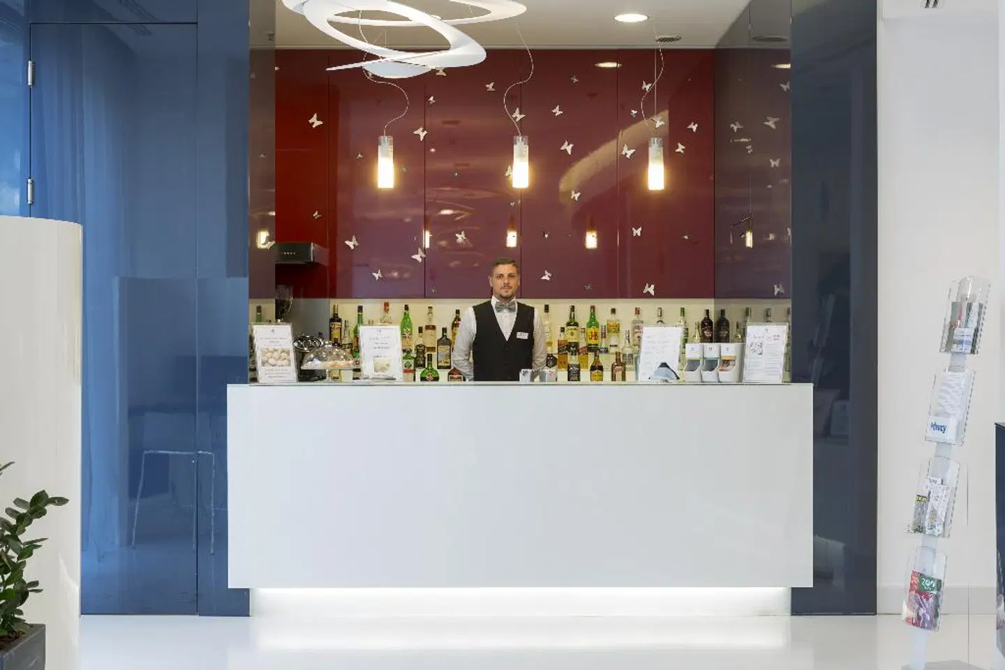 Cristina LOUNGE_LOBBY