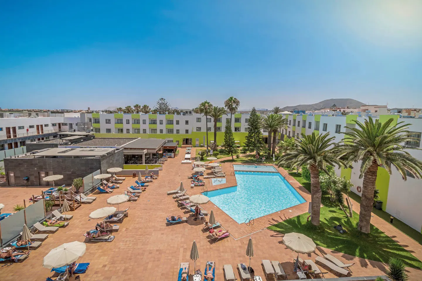 LIVVO Corralejo Beach OUTDOOR_POOL