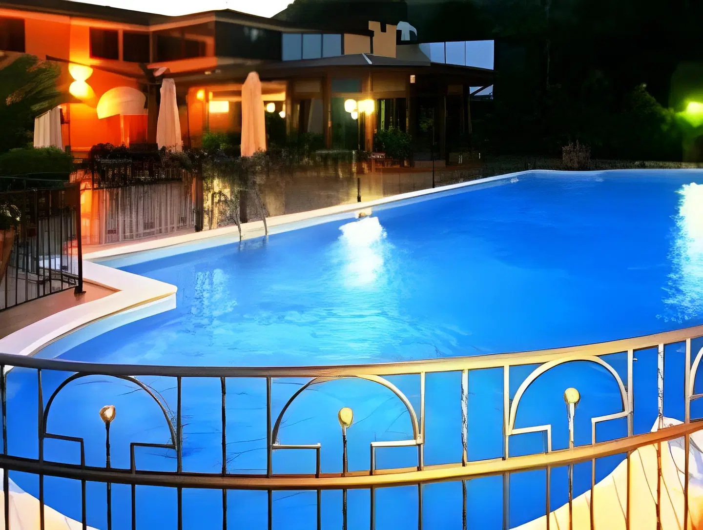 La Vigna Park Hotel OUTDOOR_POOL