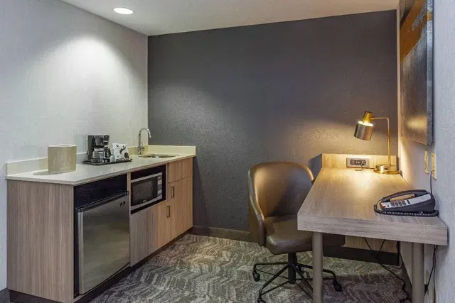 SpringHill Suites by Marriott Anchorage Midtown ROOM_EXAMPLE