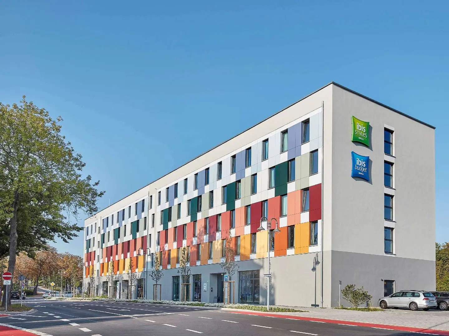 ibis Styles Bayreuth EXTERIOR