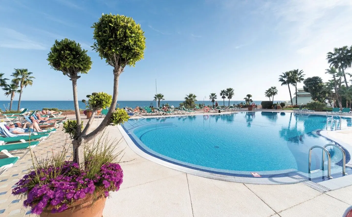 Hotel MS Amaragua OUTDOOR_POOL