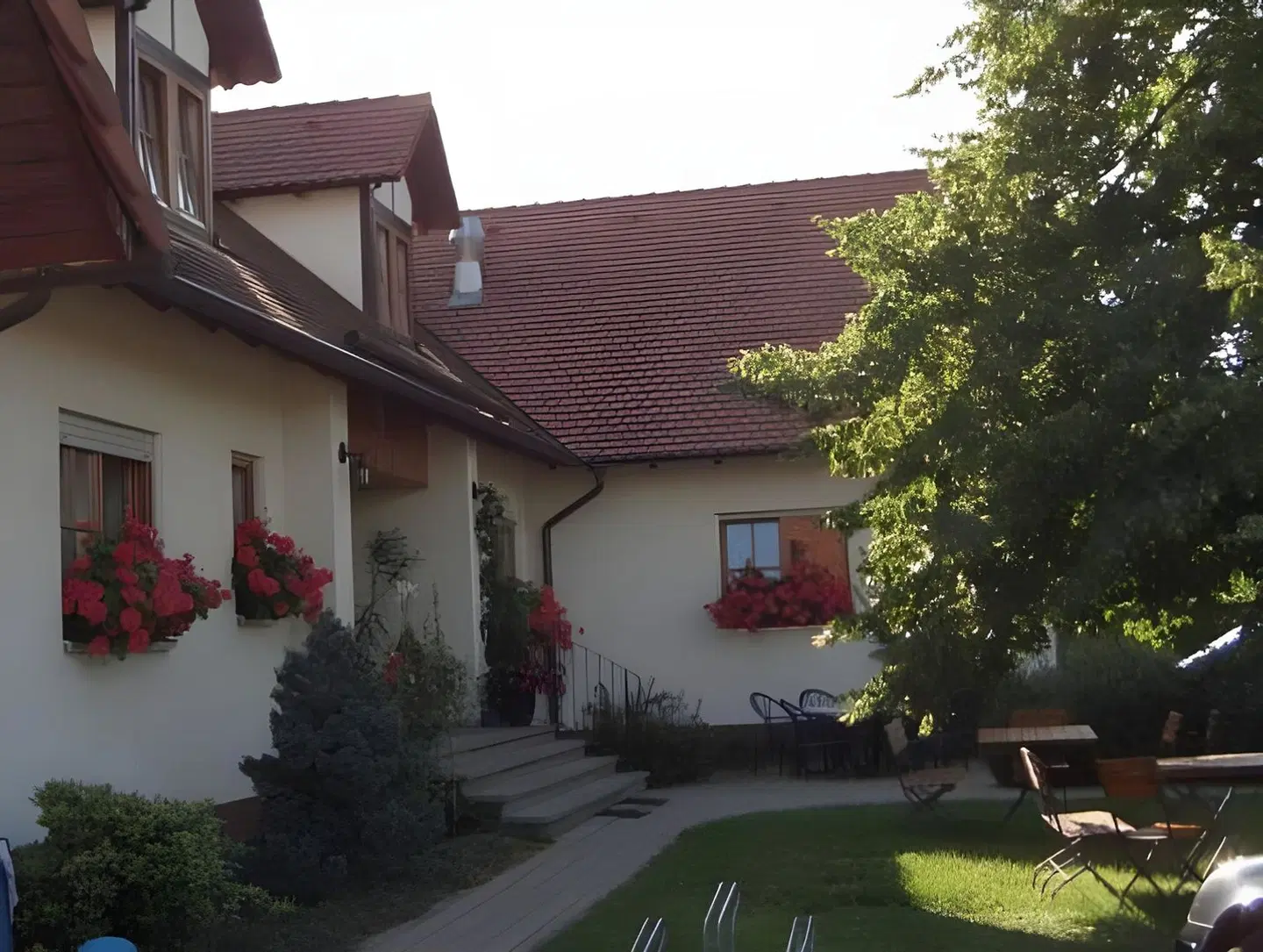 Hofmann Gasthaus EXTERIOR