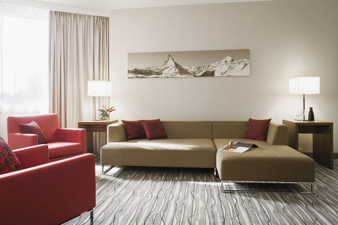 Mövenpick Hotel & Casino Geneva ROOM_EXAMPLE