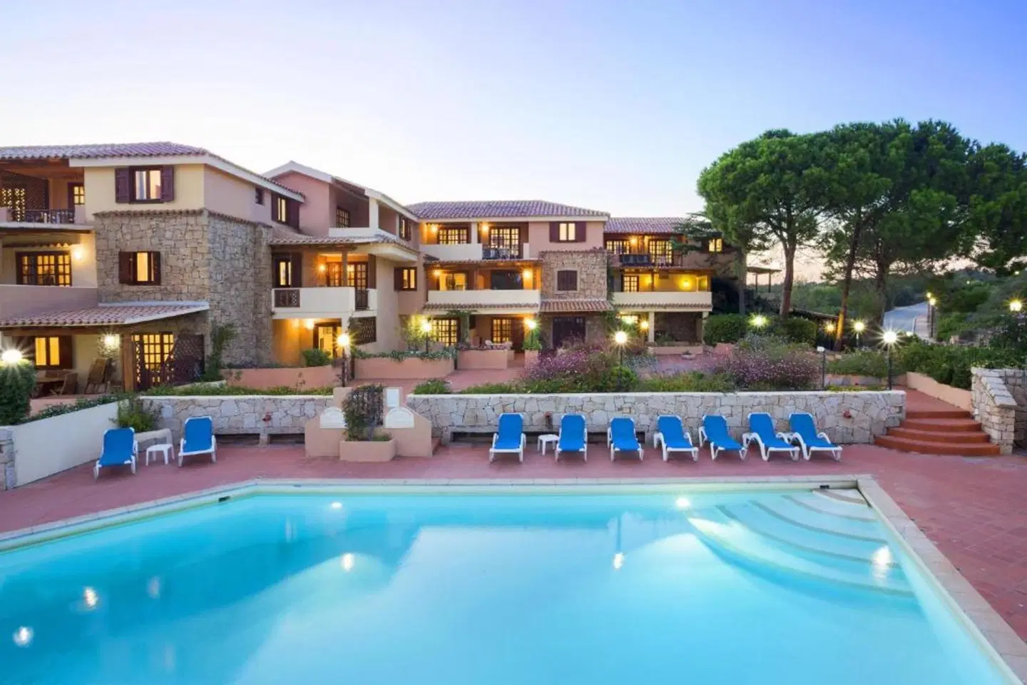 Residence Bougainvillae OUTDOOR_POOL