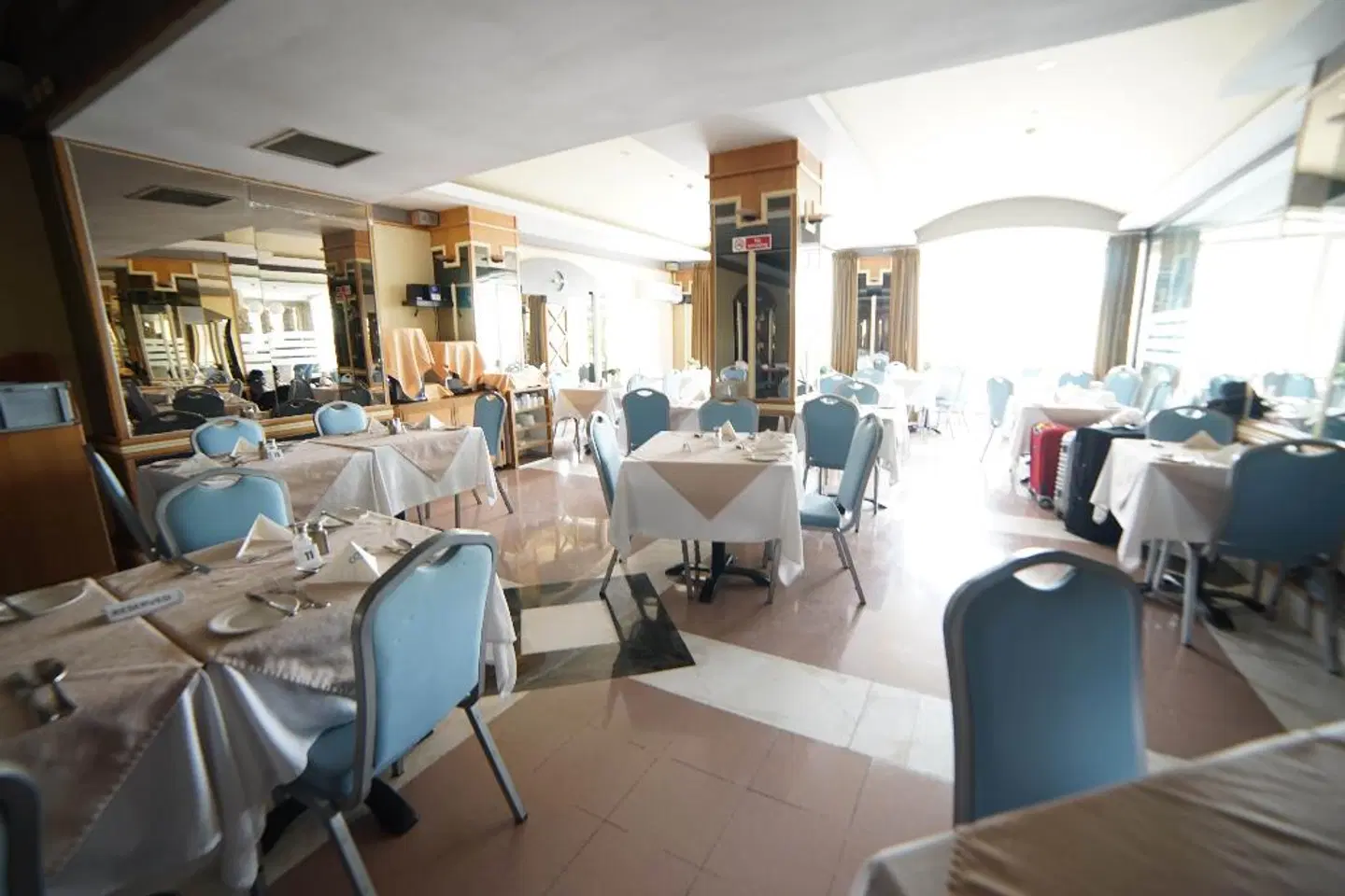 Coral Hotel Restaurant