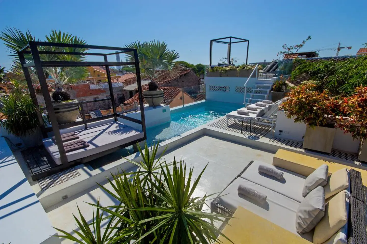 Casa Lola Luxury Collection OUTDOOR_POOL