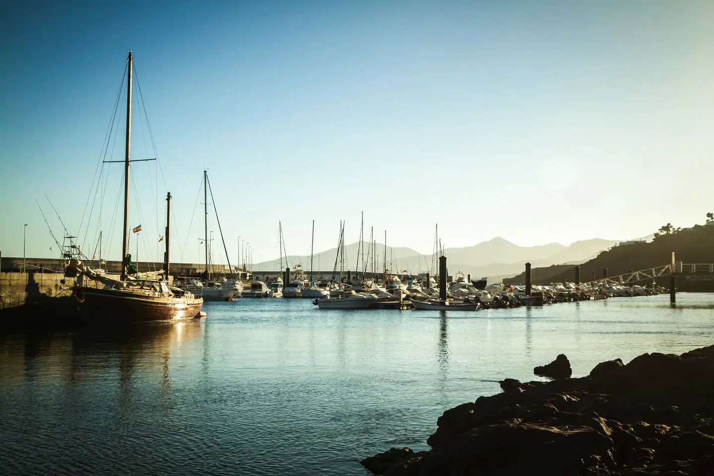 Bellevue Aquarius OUTDOOR_POOL