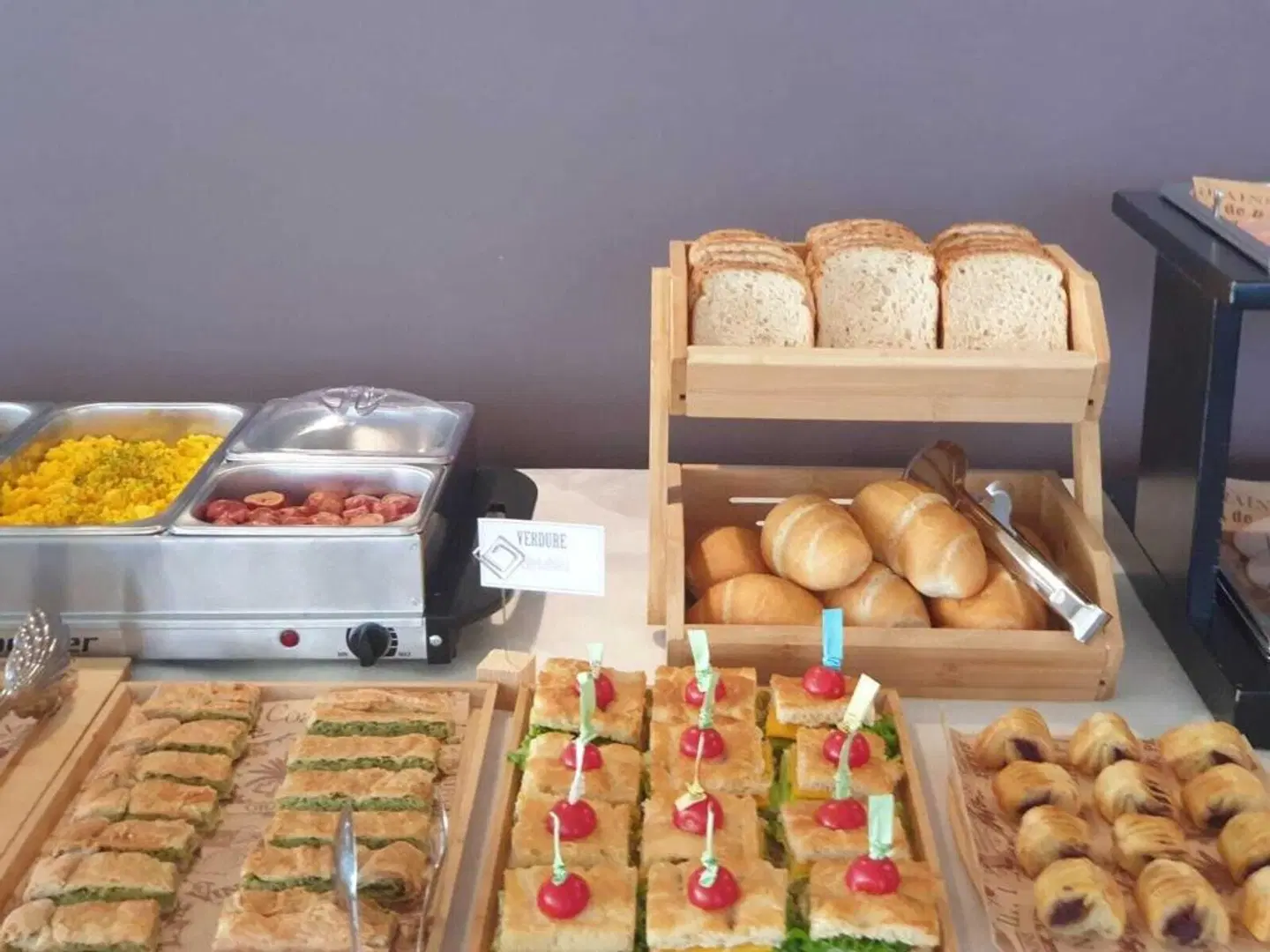 Bianca Vela Restaurant