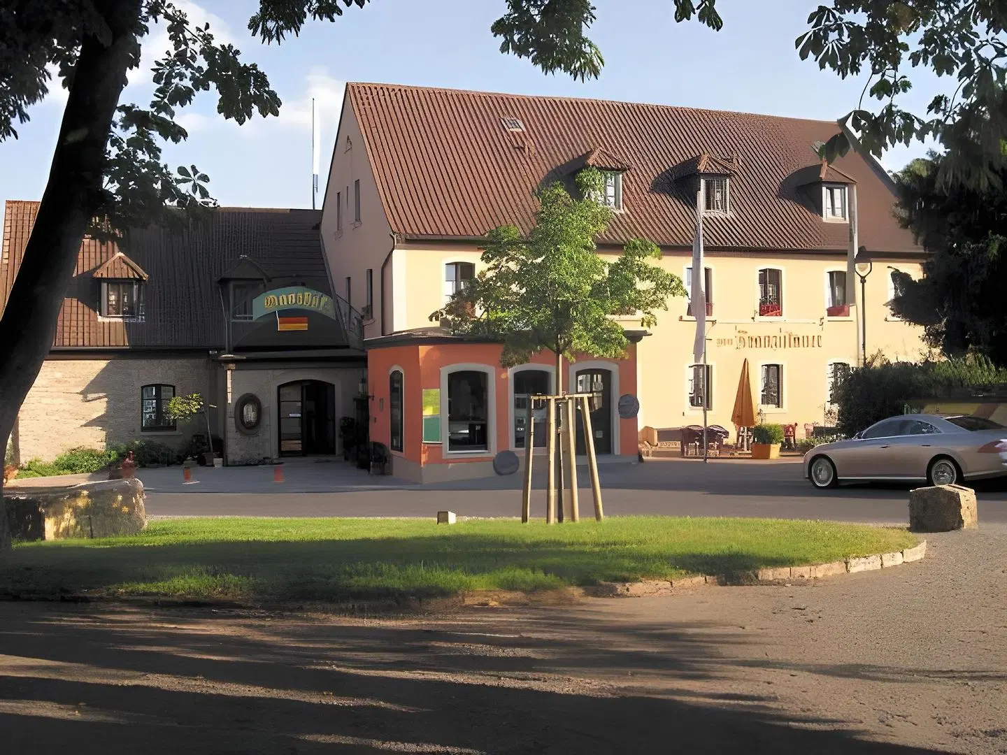 Franziskaner EXTERIOR