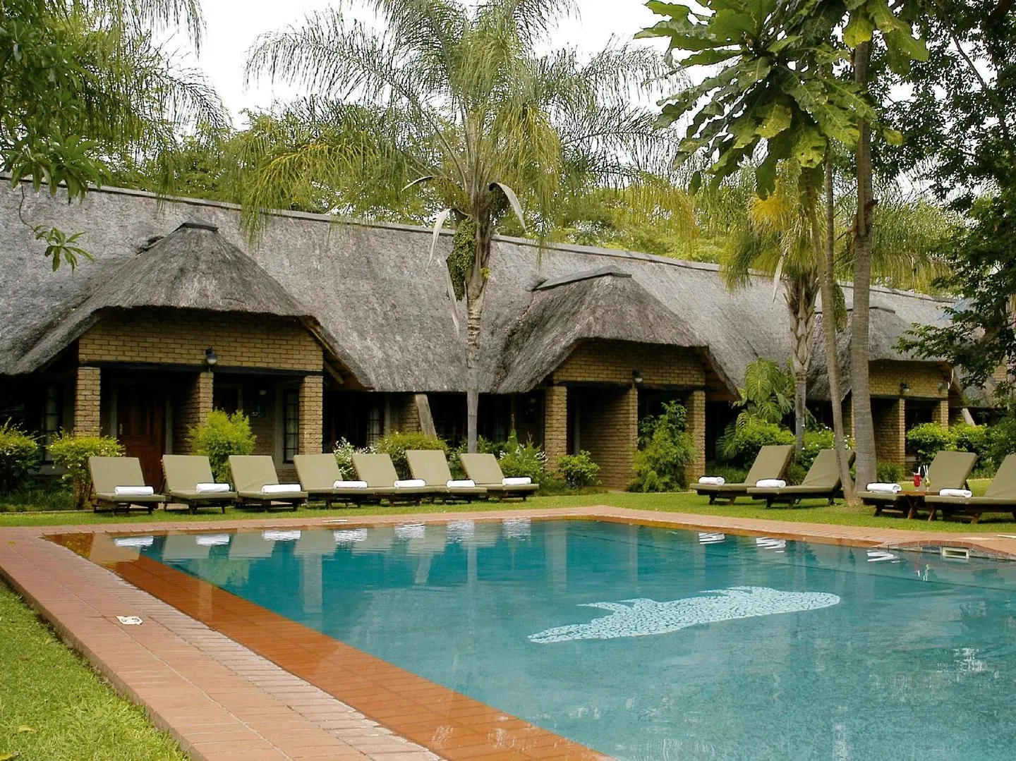 Hippo Hollow Country Estate OUTDOOR_POOL
