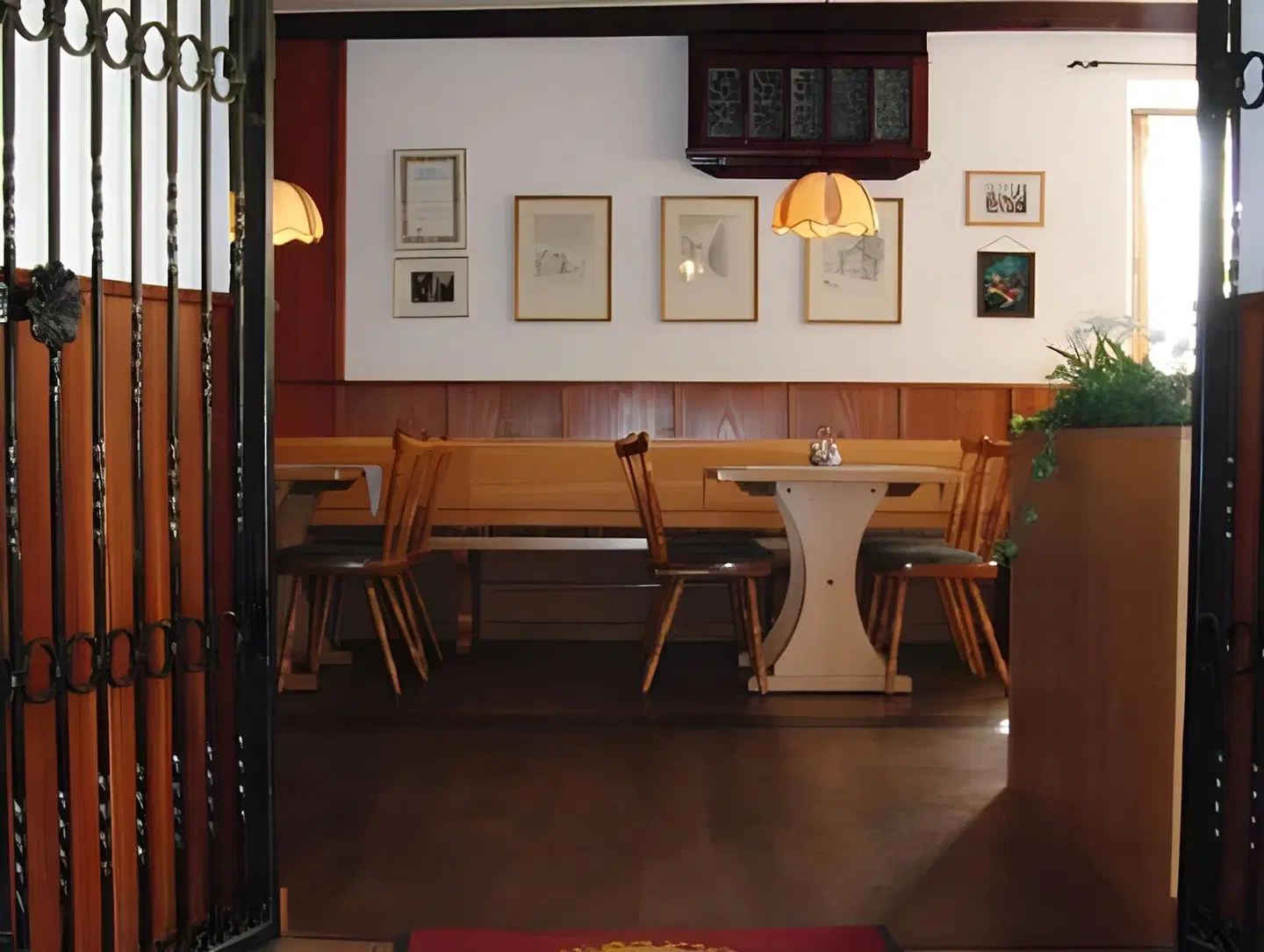 Angerer Turmhotel - Gasthof zum Hirschen Bar