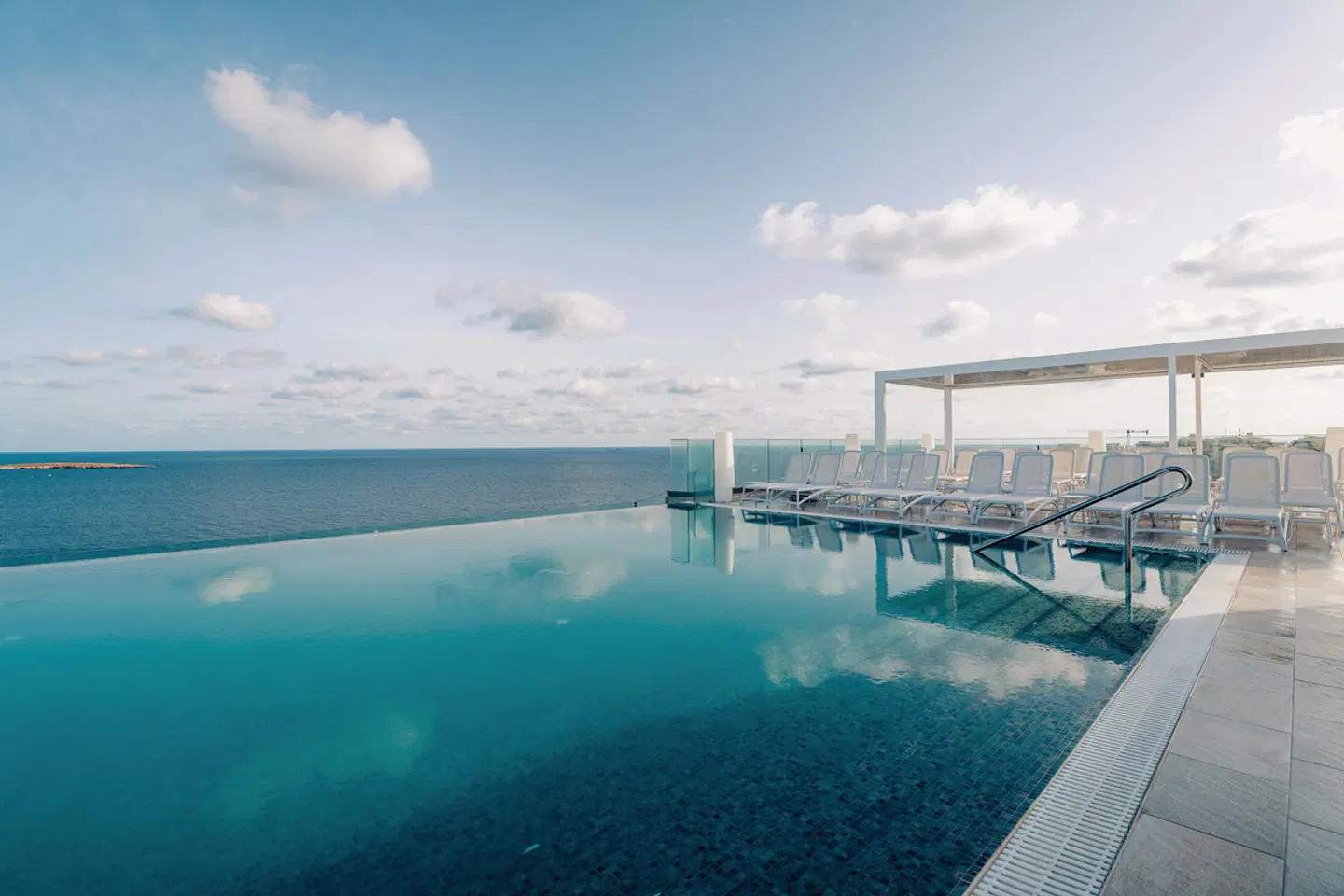 Seaview Hotel OUTDOOR_POOL