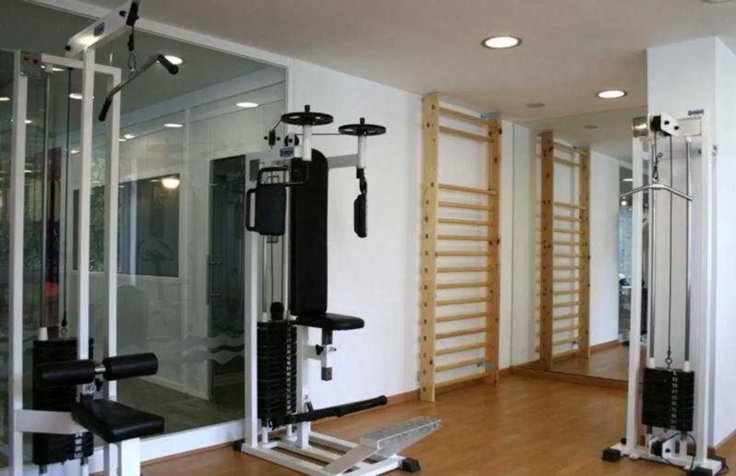 GHT Aquarium & Spa BATHROOM