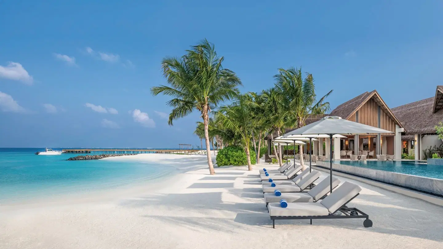 JW Marriott Maldives Kaafu Atoll Island Resort Strand