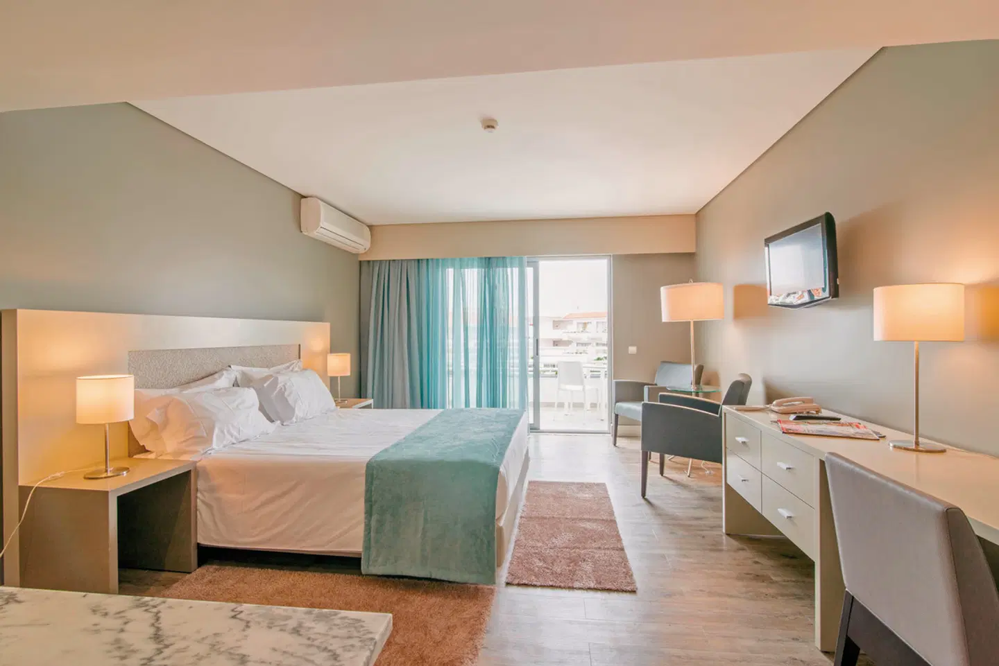 Aqualuz Lagos by Editory ROOM_EXAMPLE