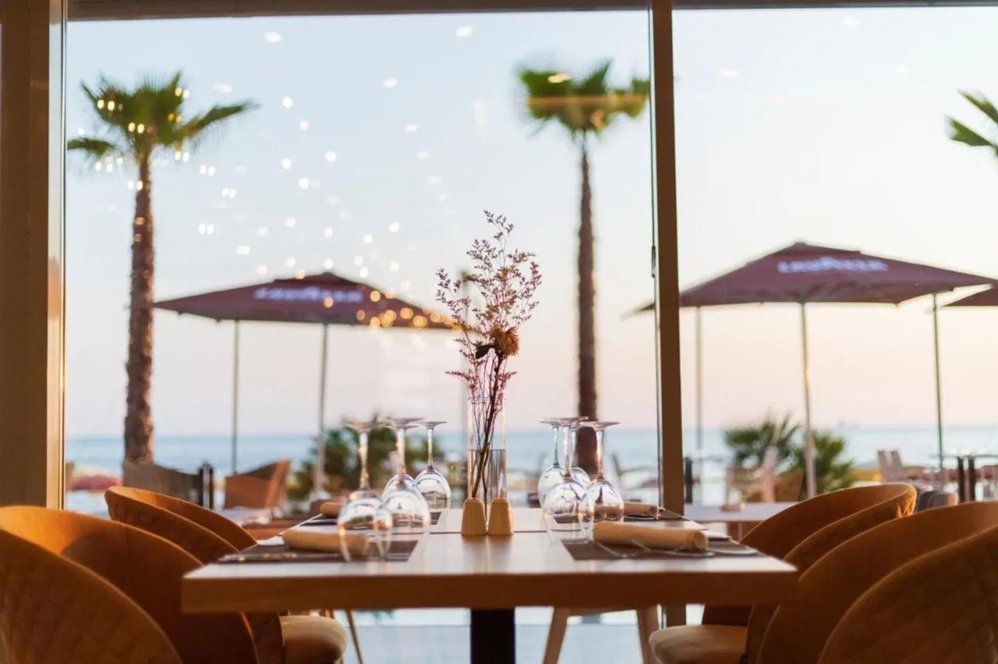 AMR Hotel Restaurant