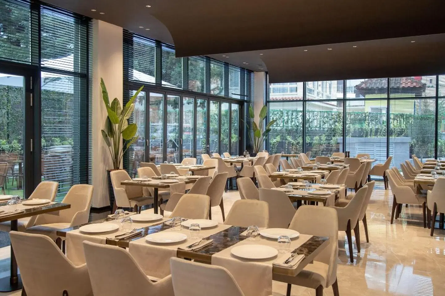 Hotel Elisa Tirana, Affiliated by Meliá Restaurant