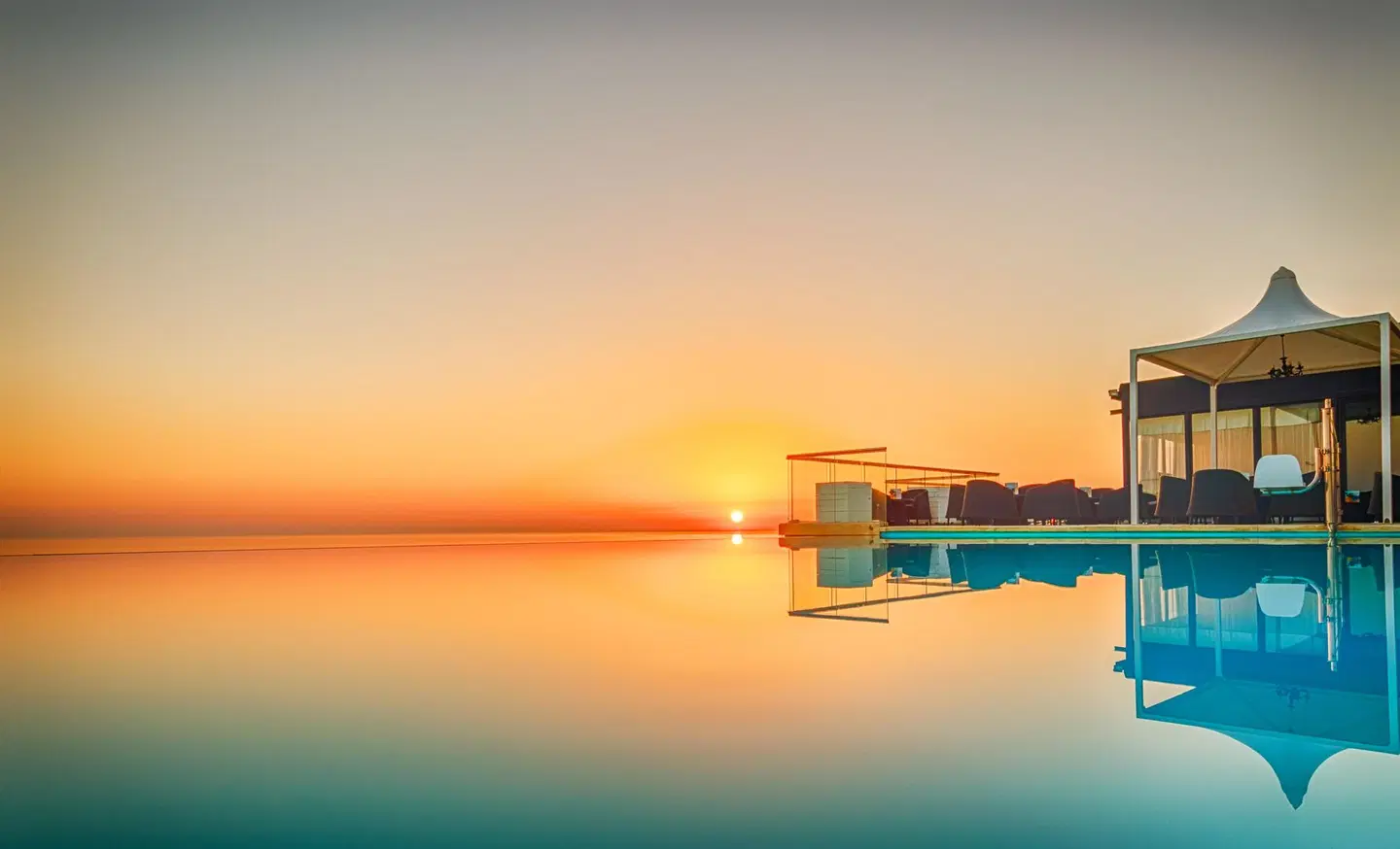 AX The Palace OUTDOOR_POOL