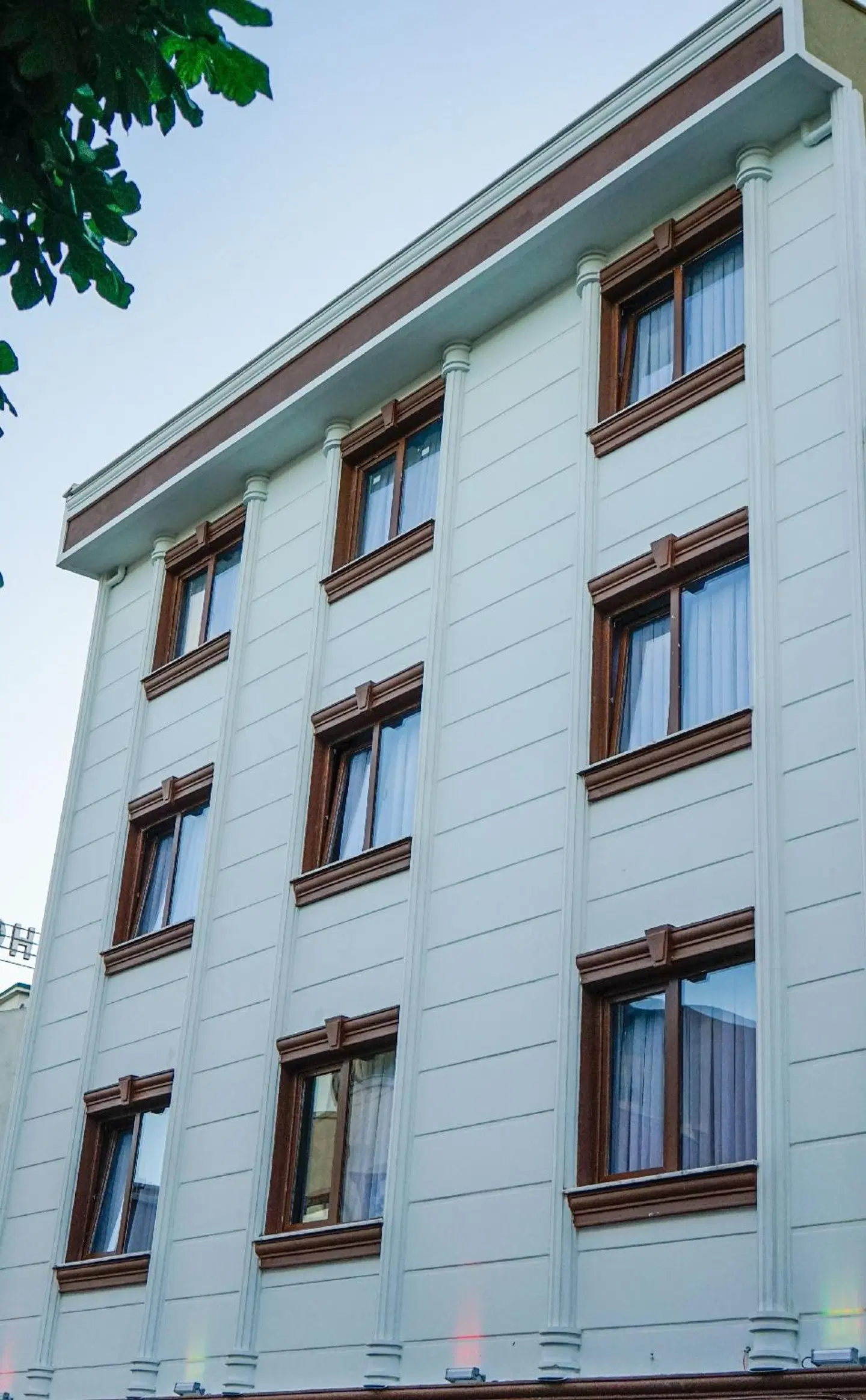 Cnr 'nci Hotel EXTERIOR