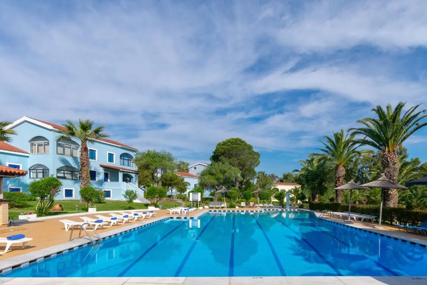 Govino Bay Corfu OUTDOOR_POOL