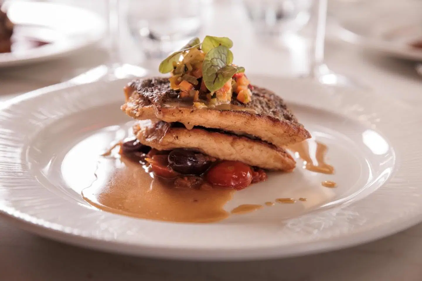 Gillieru Harbour Hotel Restaurant