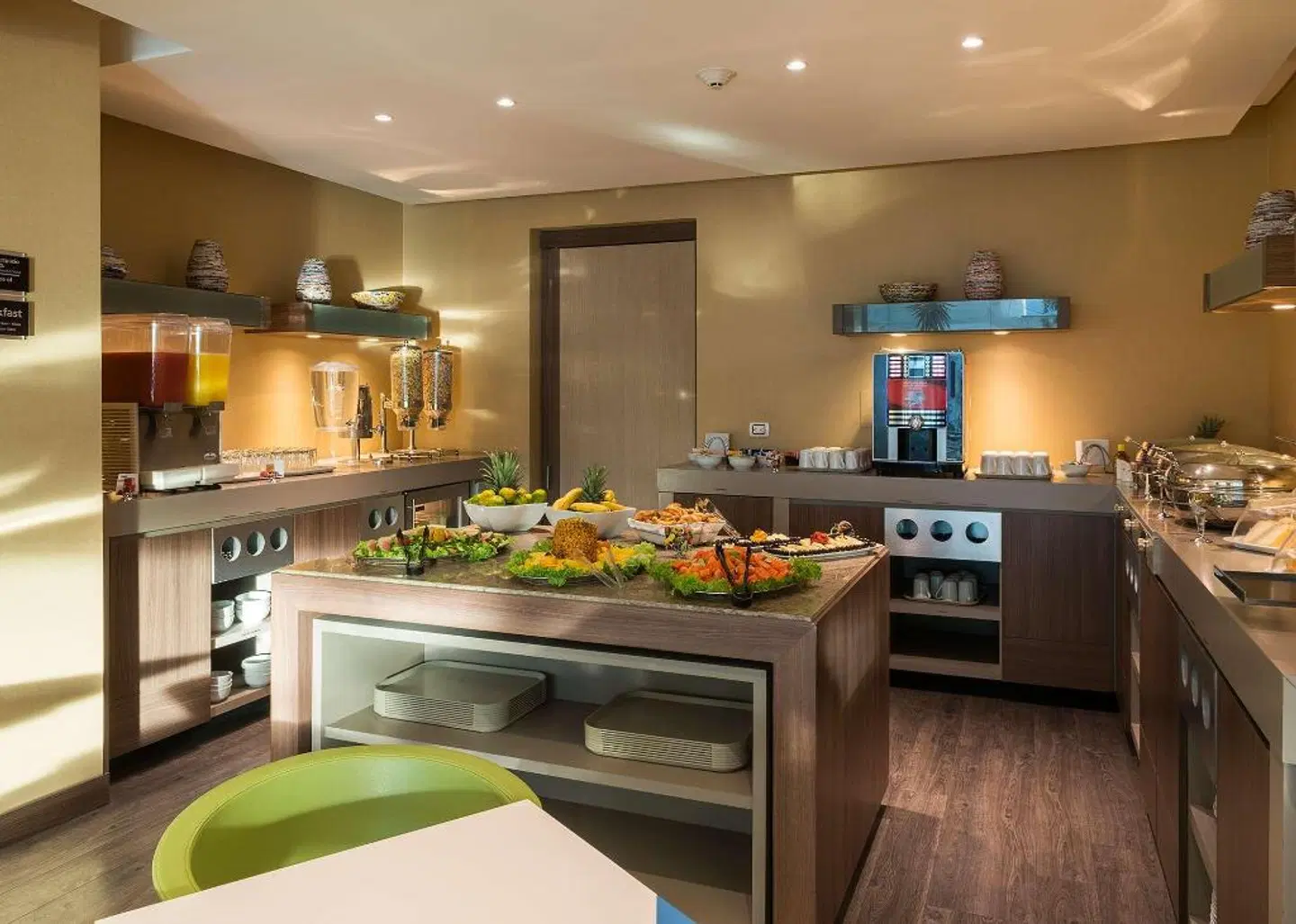 Hampton by Hilton Barranquilla Restaurant