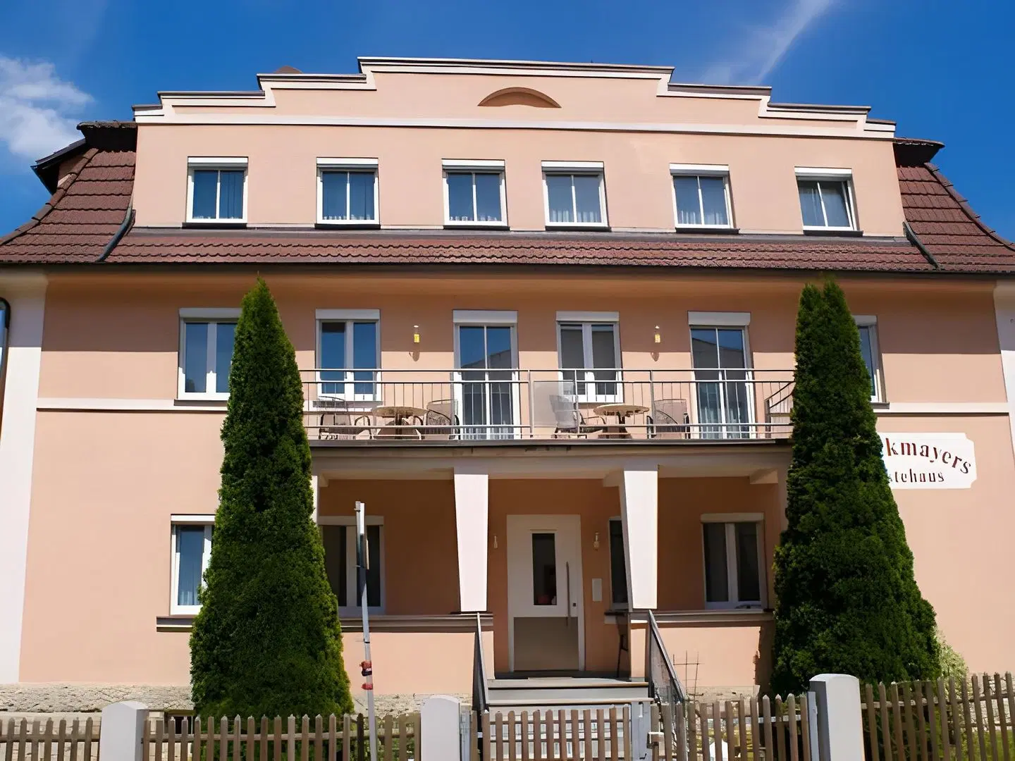 Bruckmayers Gästehaus EXTERIOR