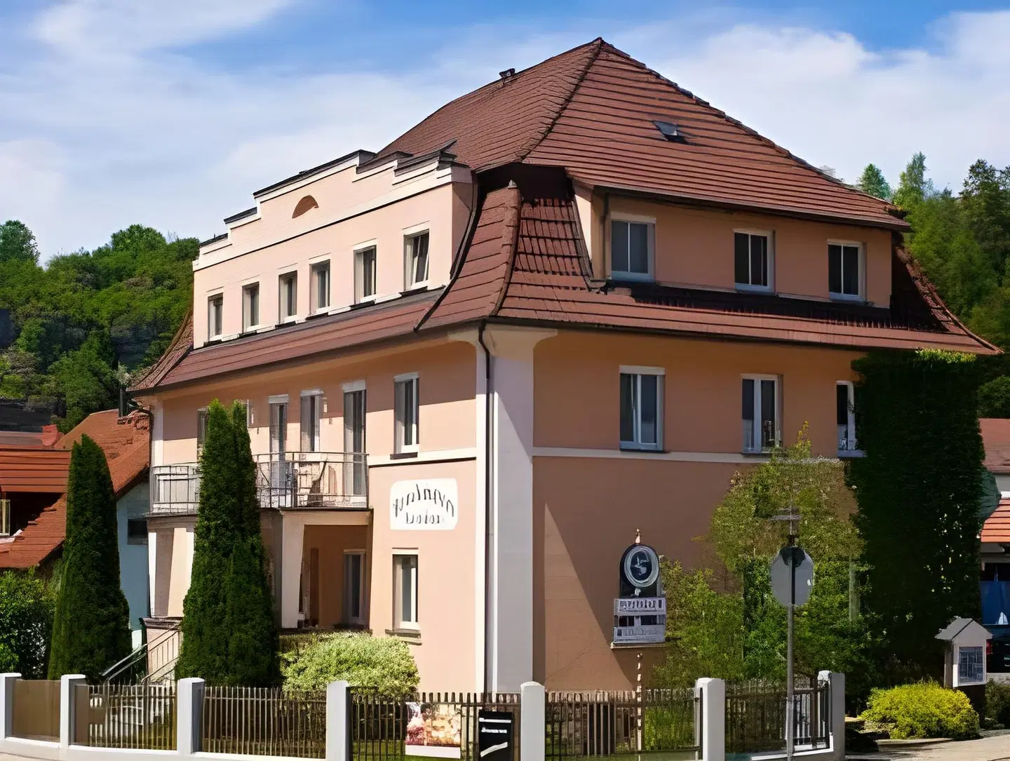 Bruckmayers Gästehaus EXTERIOR