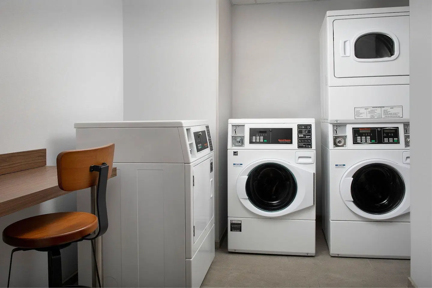 Courtyard by Marriott Savannah Downtown/Historic District ROOM_EXAMPLE