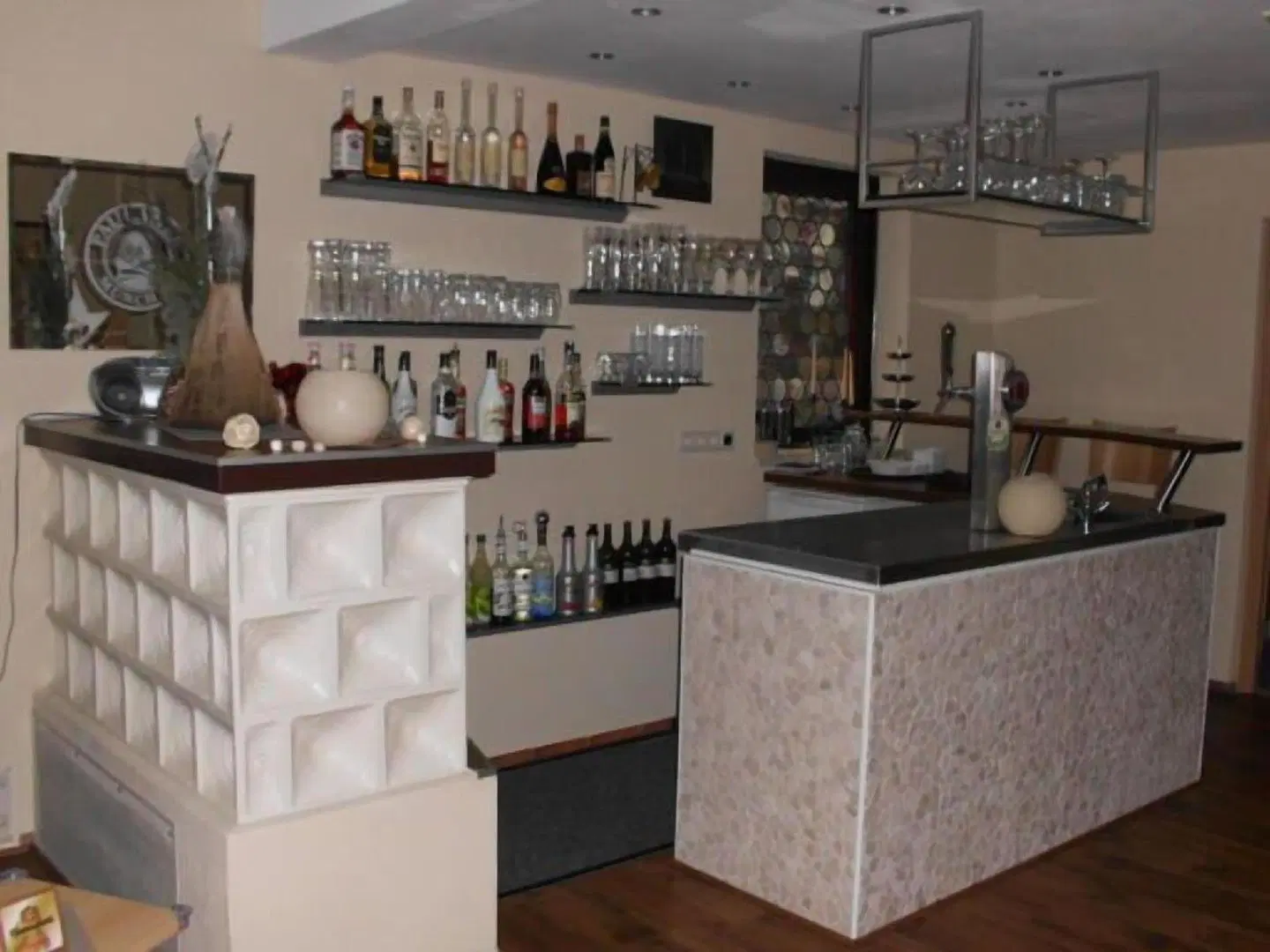 Landhotel Vier Jahreszeiten Bar