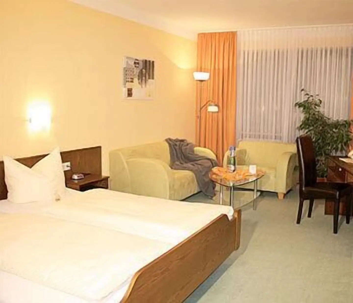 Landhotel Vier Jahreszeiten ROOM_EXAMPLE