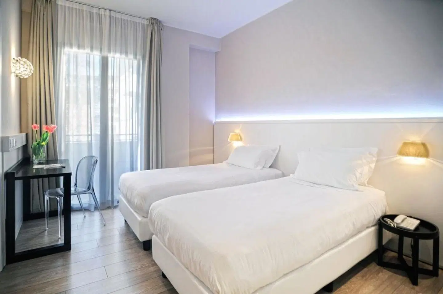 Villa Rosa Riviera ROOM_EXAMPLE