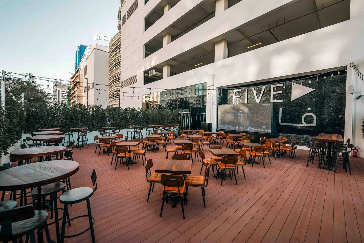 FIVE Jumeirah Village Dubai Restaurant