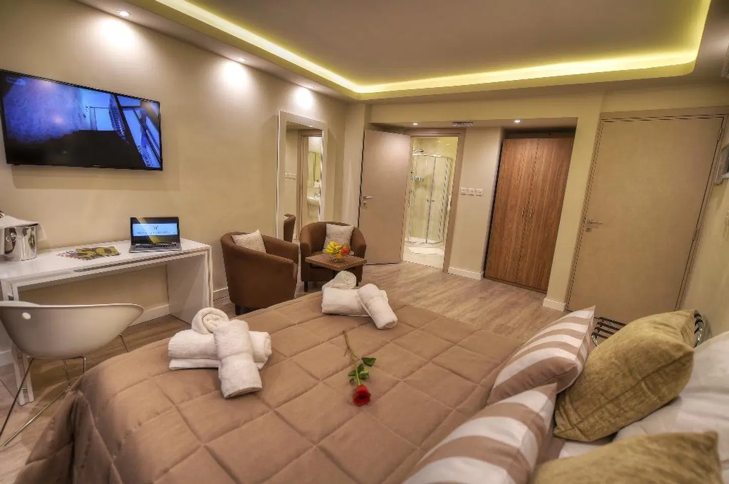 Onyx Hotel HEALTH_BEAUTY