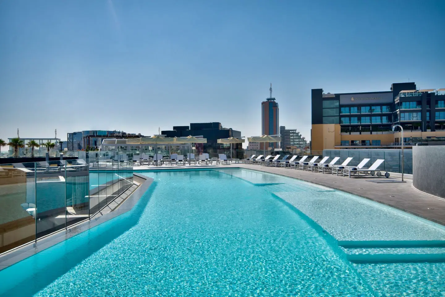 be.Hotel OUTDOOR_POOL