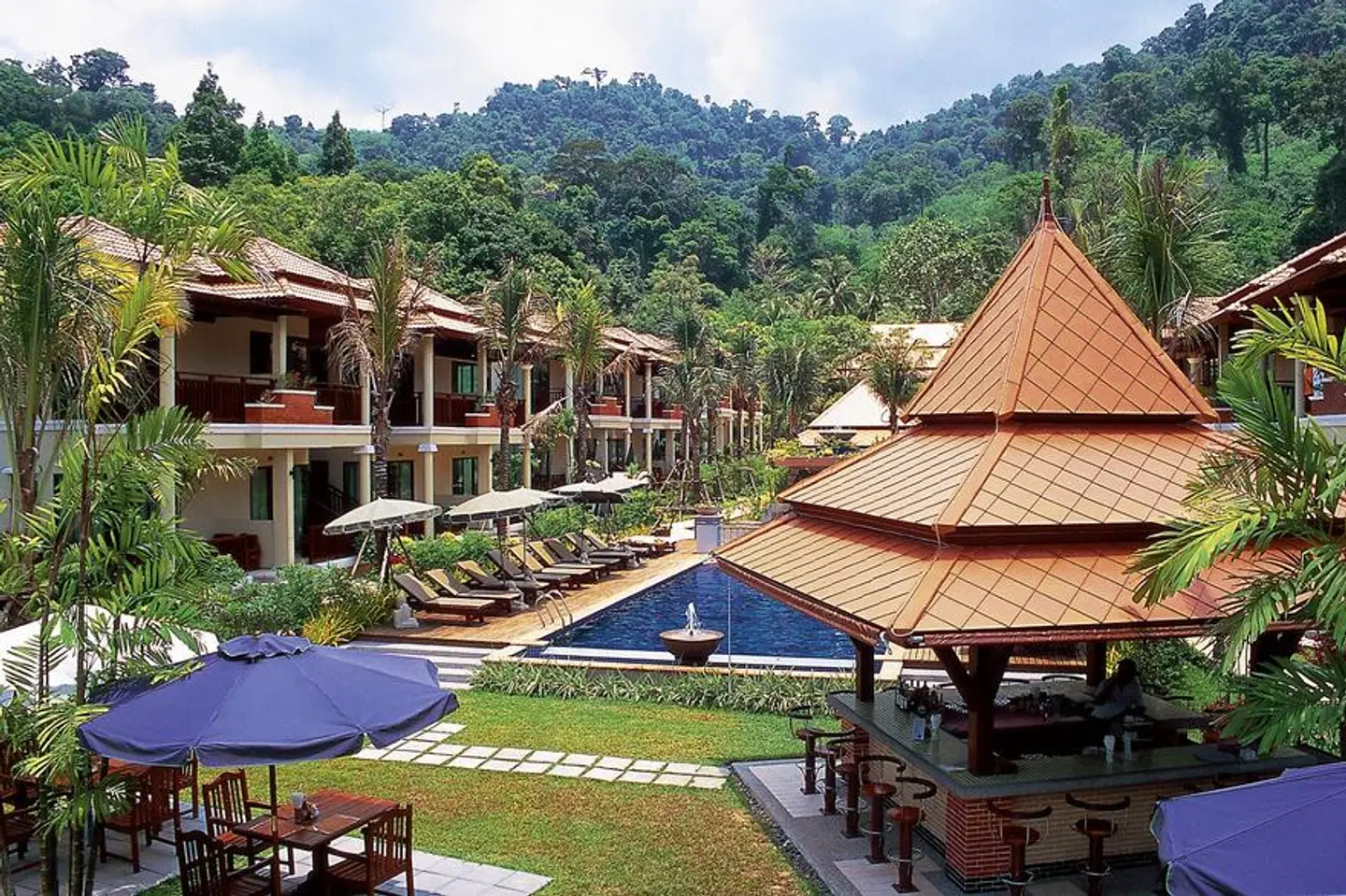 Khao Lak Bayfront Resort EXTERIOR